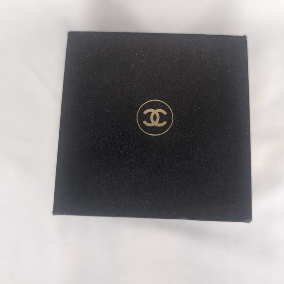 Chanel LED Stars Christmas Display Stand Black Gold Perfume Deer Box Riser Light - Picture 12 of 16